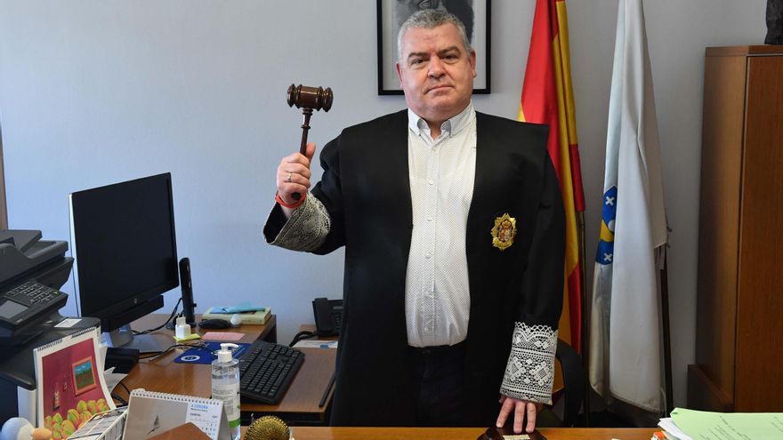 El juez instructor del caso Asunta reacciona a la novela de Alfonso Basterra: &quot;Es muy triste que haya usado a su hija&quot;
