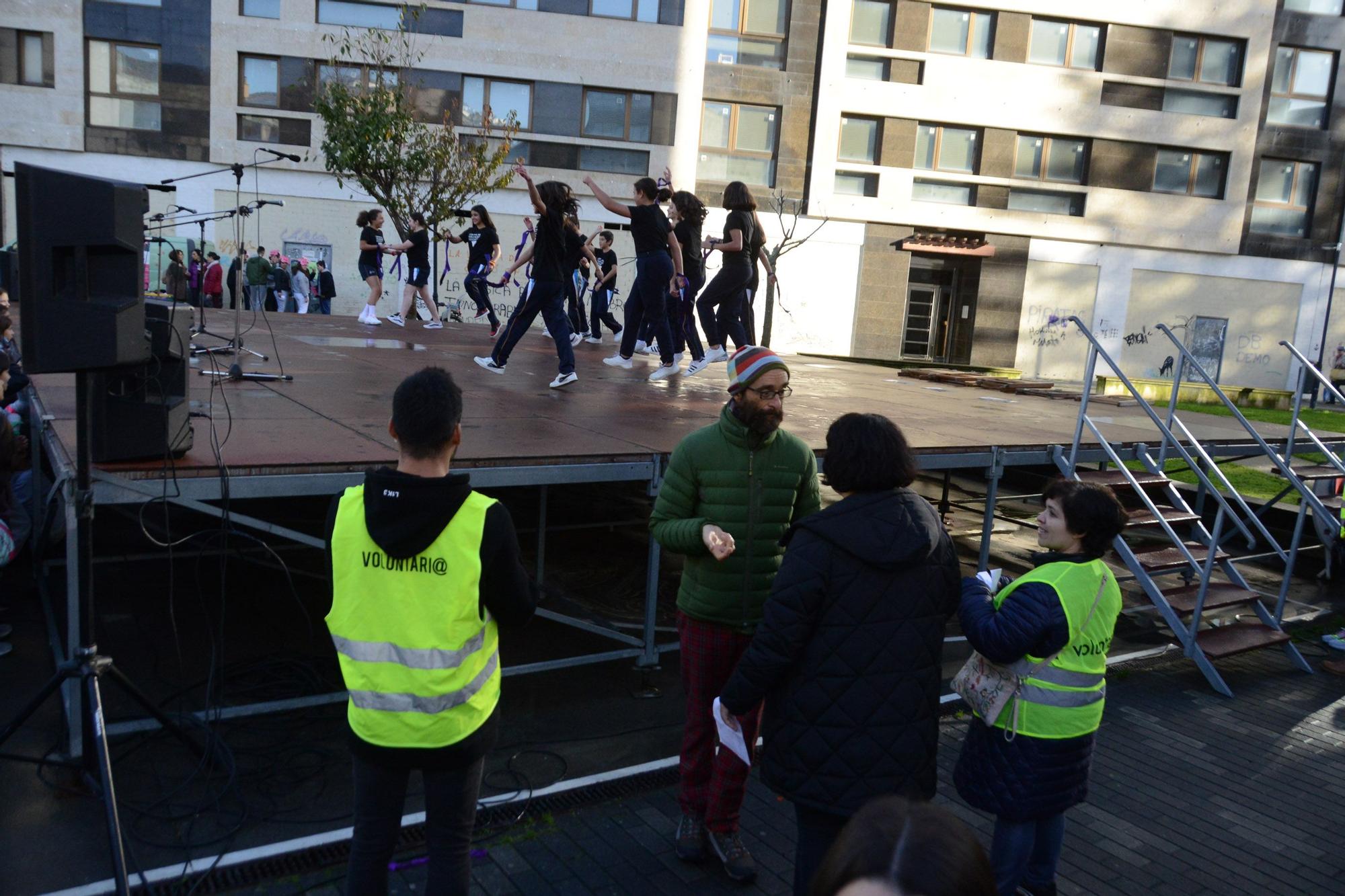 La celebración del Día Internacional contra las Violencias Machistas en Cangas