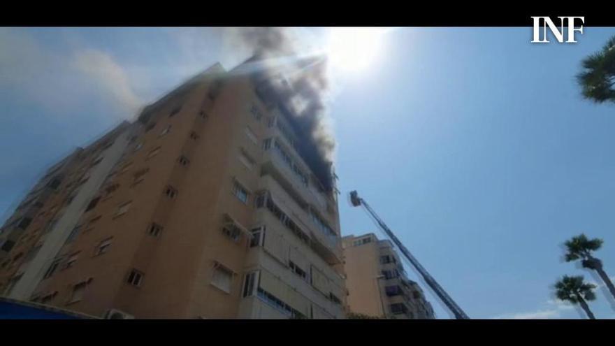 Dos heridos en un virulento incendio de una vivienda en Alicante