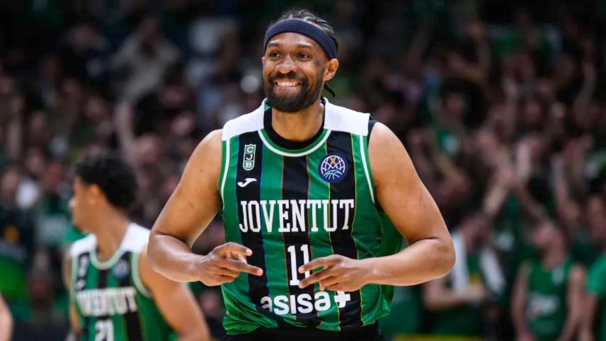 Jabari Parker, en el segundo partido de BCL ante el AEK Atenas