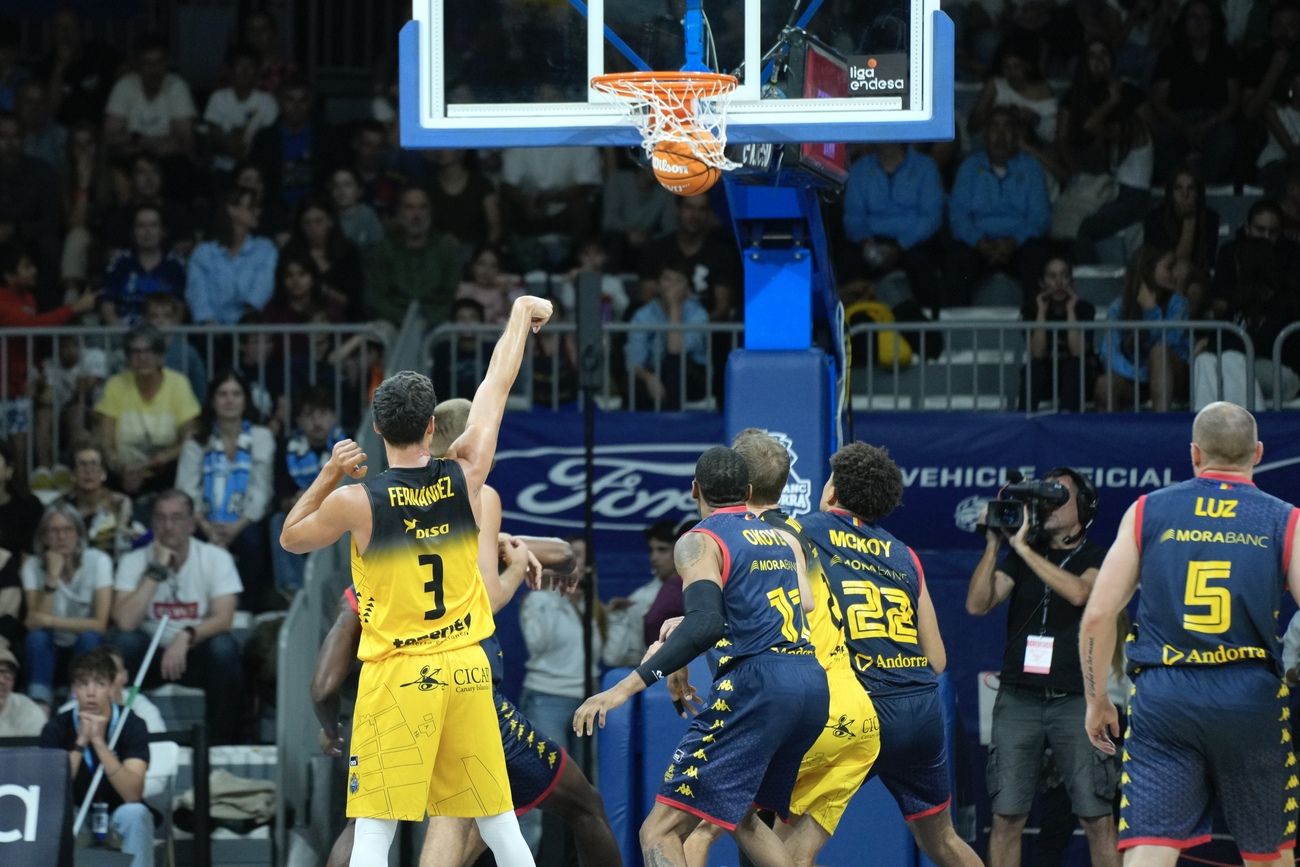 El partido Morabanc Andorra-CB Canarias, en imágenes