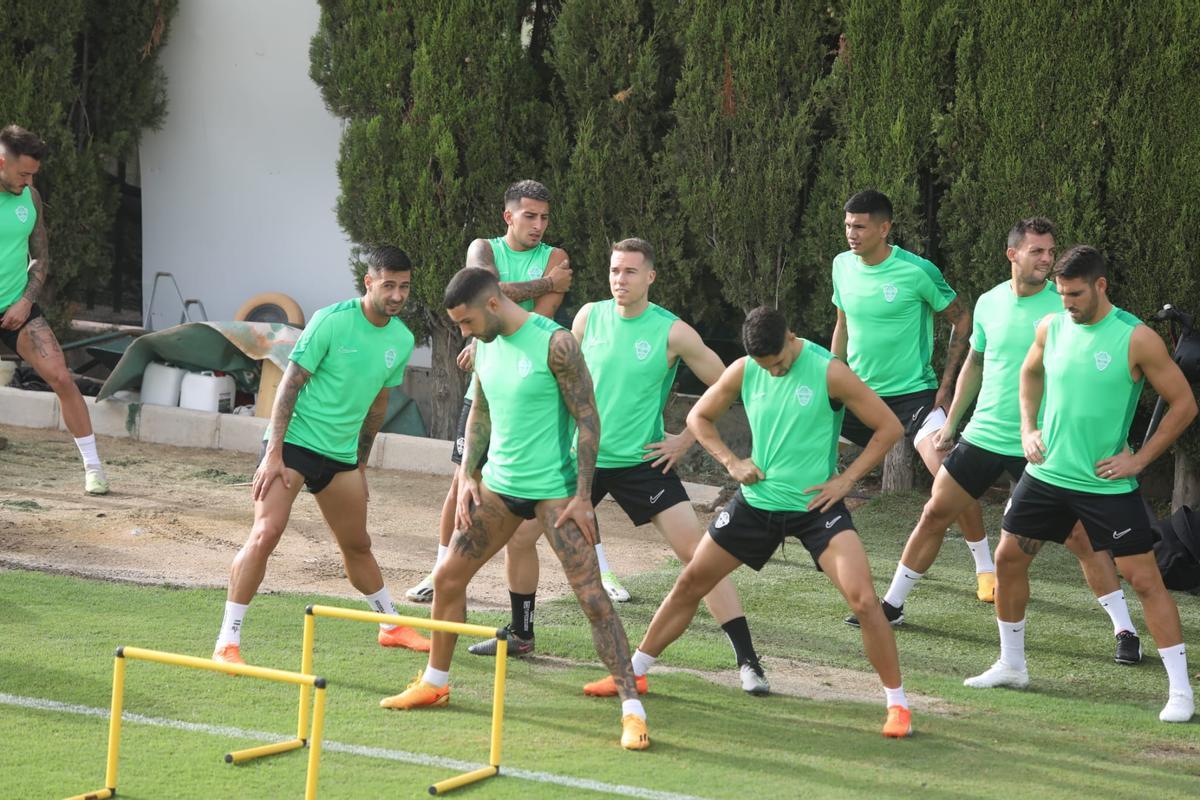 Álex Martín y Cristian Salvador aceleran para poder estar con el Elche ...