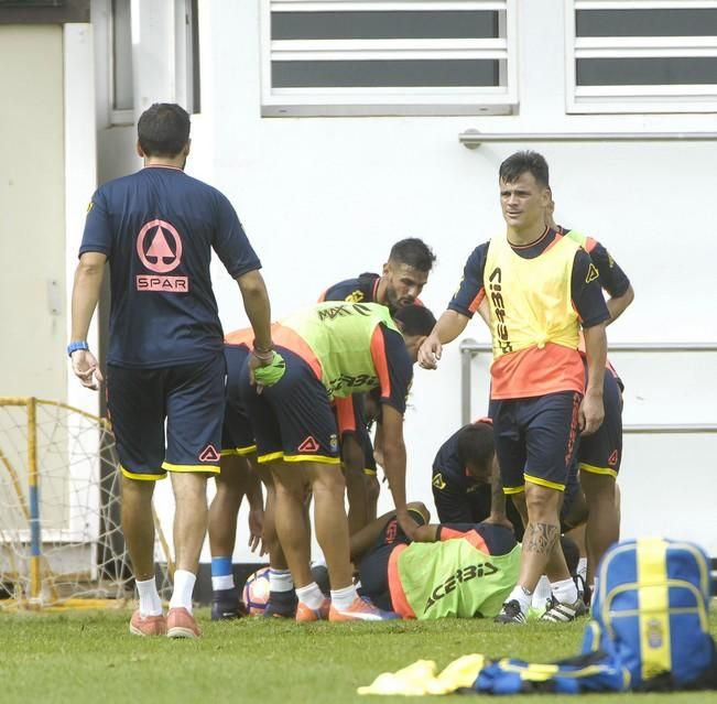 ENTRENAMIENTO DE LA UD LAS PALMAS EN BARRANCO ...