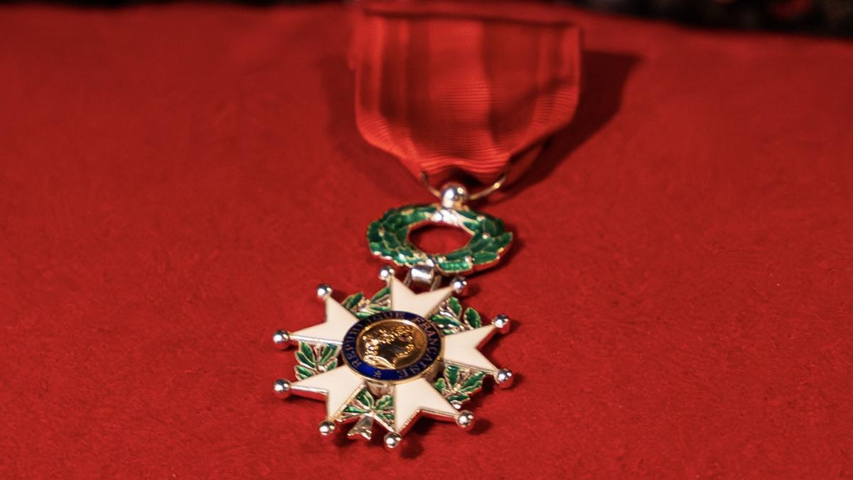 La medalla de la Legión de Honor francesa que ha recibido el chef Romain Fornell.