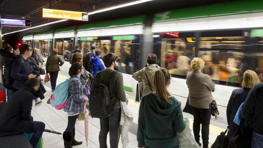 Nuevo récord diario de pasajeros del metro en el Black Friday