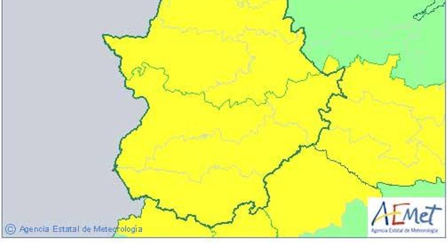 El 112 de Extremadura gestiona 52 incidencias durante la alerta por lluvia y viento