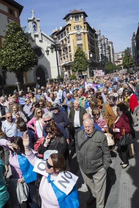 Miles de personas piden la eliminación del impuesto de sucesiones en Asturias