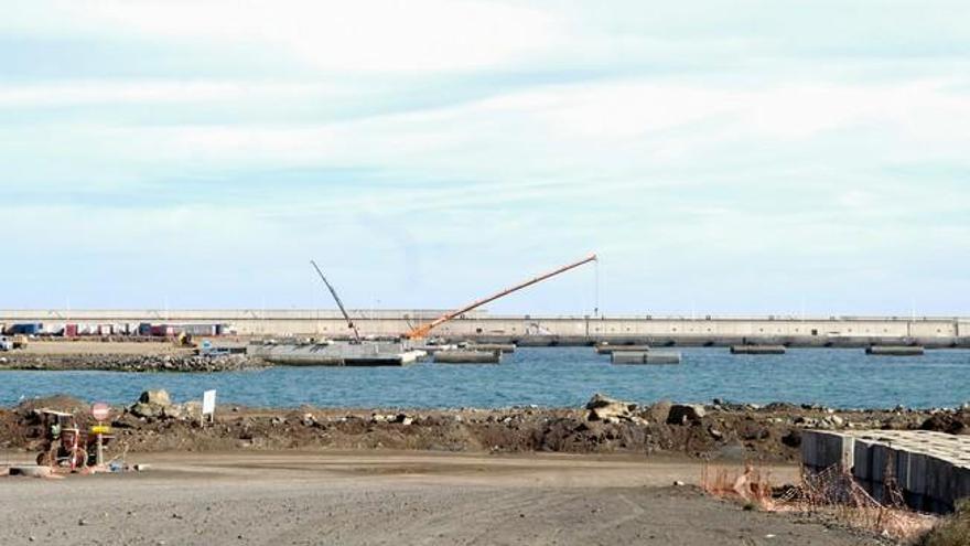 Obras de construccion de la nueva terminal de Naviera Armas en el Muelle de la Esfinge Nelson Mandela