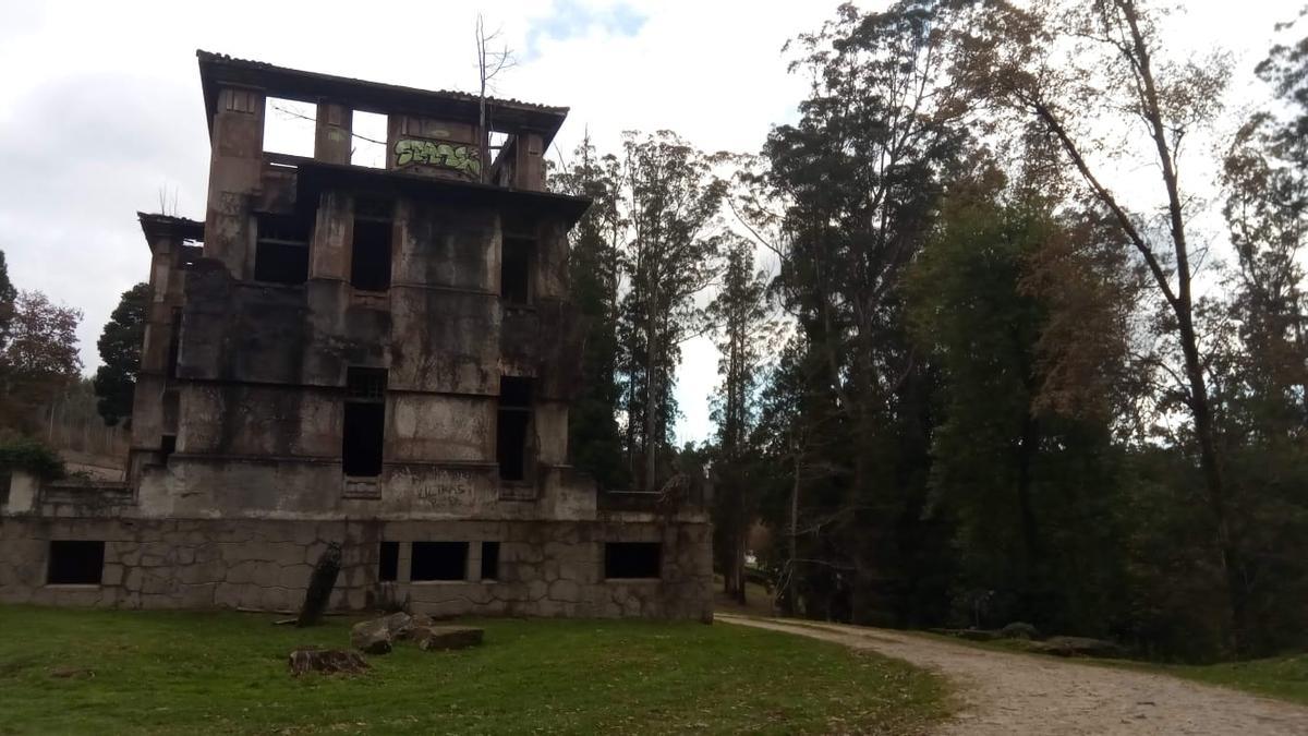 Antiguo sanatorio de tuberculosos, en O Paraxón