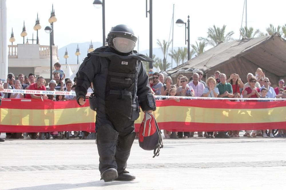 La Policía Nacional celebra su patrón con un simul