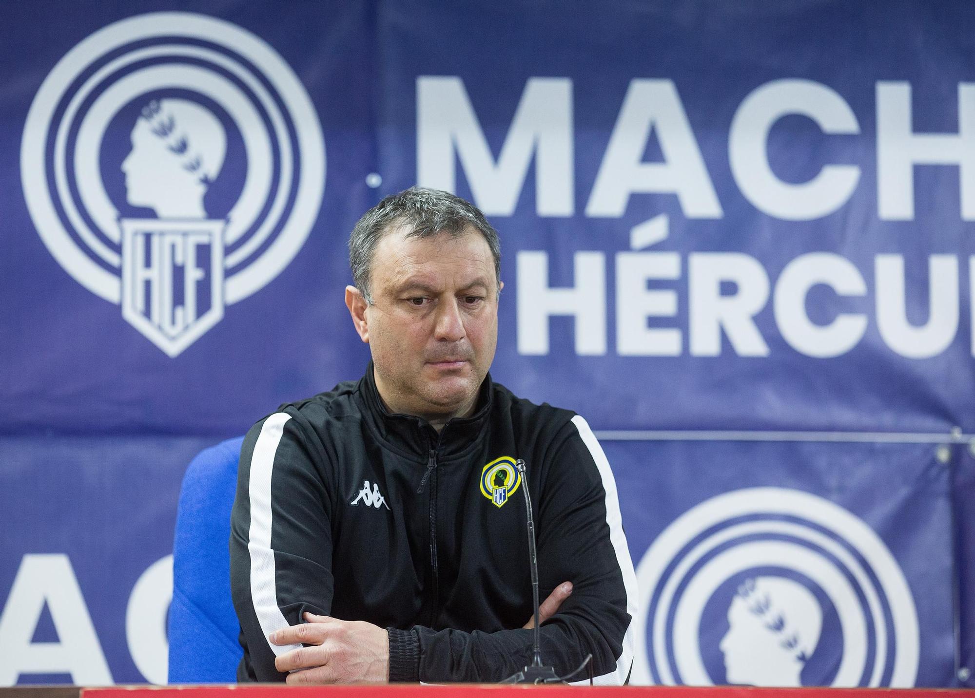 Presentación del nuevo entrenador del Hércules, Manolo Díaz