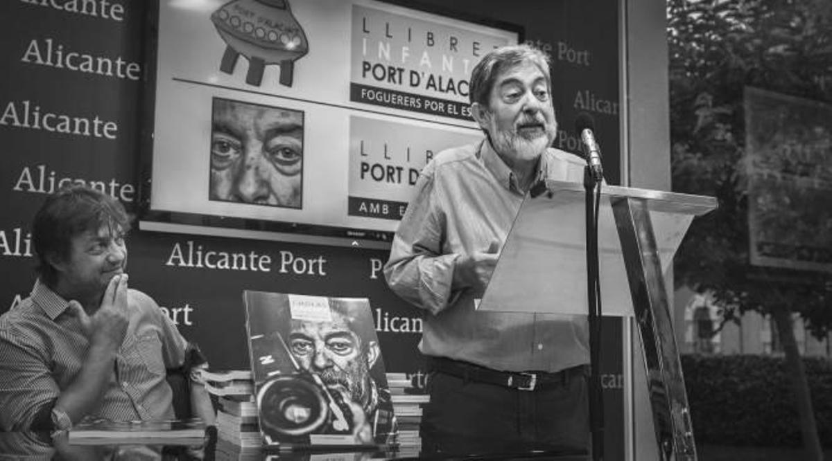 Una mirada inteligente de las Hogueras de Sant Joan