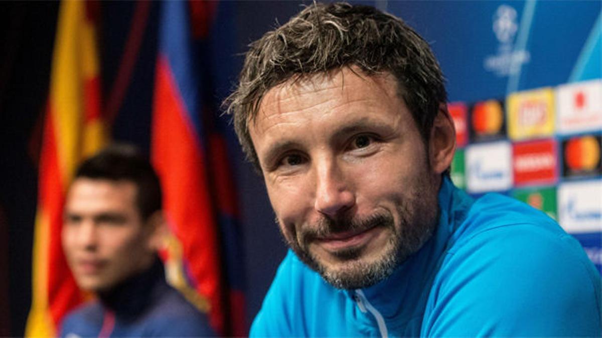 Van Bommel: Messi sigue siendo el mejor