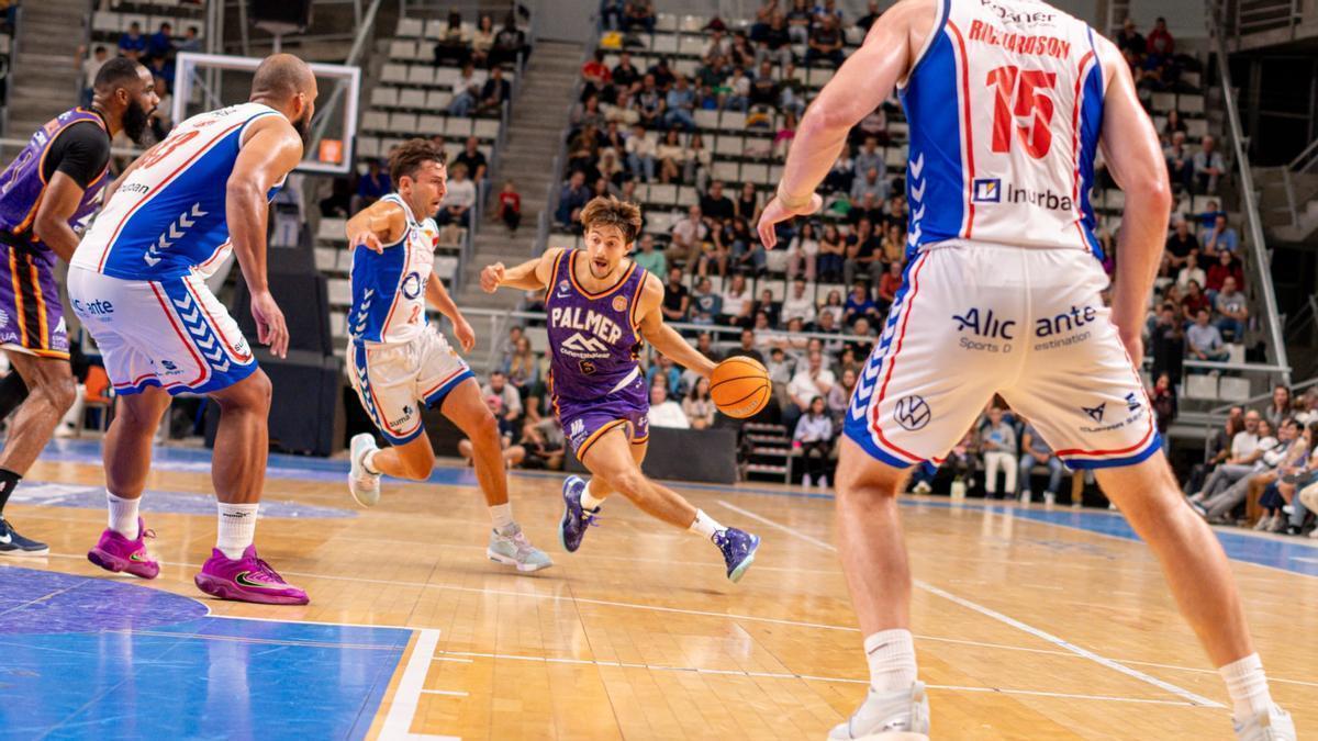 Alessandro Scariolo, en el partit que el Palmer Basket va perdre a Alacant