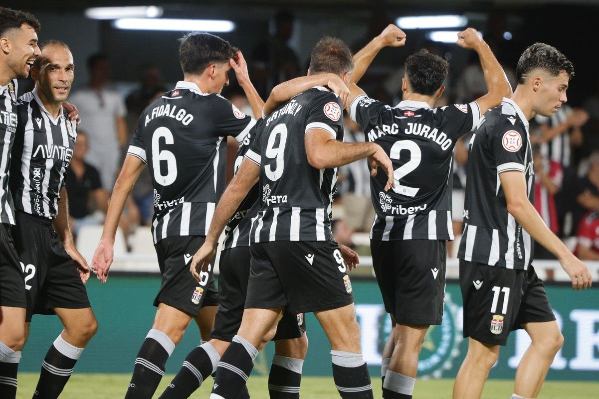 La victoria del FC Cartagena sobre el Tarazona, en imágenes