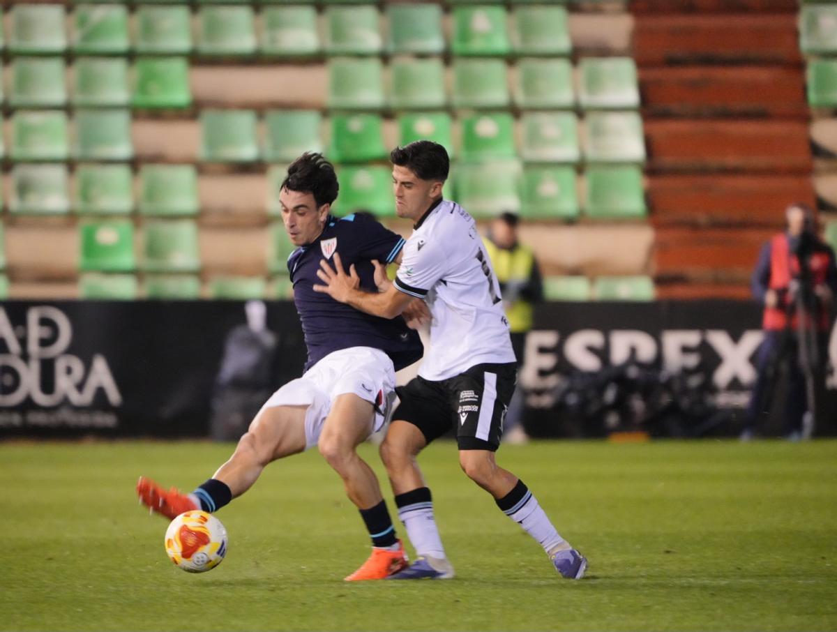 El Mérida - Bilbao Athletic, en imágenes