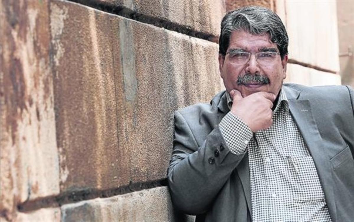 Mohamed Salih, líder dels kurds de Síria, durant la seva visita a Barcelona, ahir al matí.