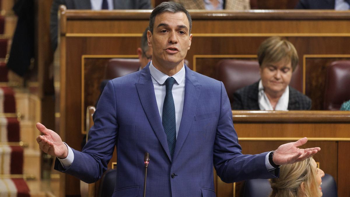 El Gobierno aprovecha la frase "gente de bien" para atacar al PP.