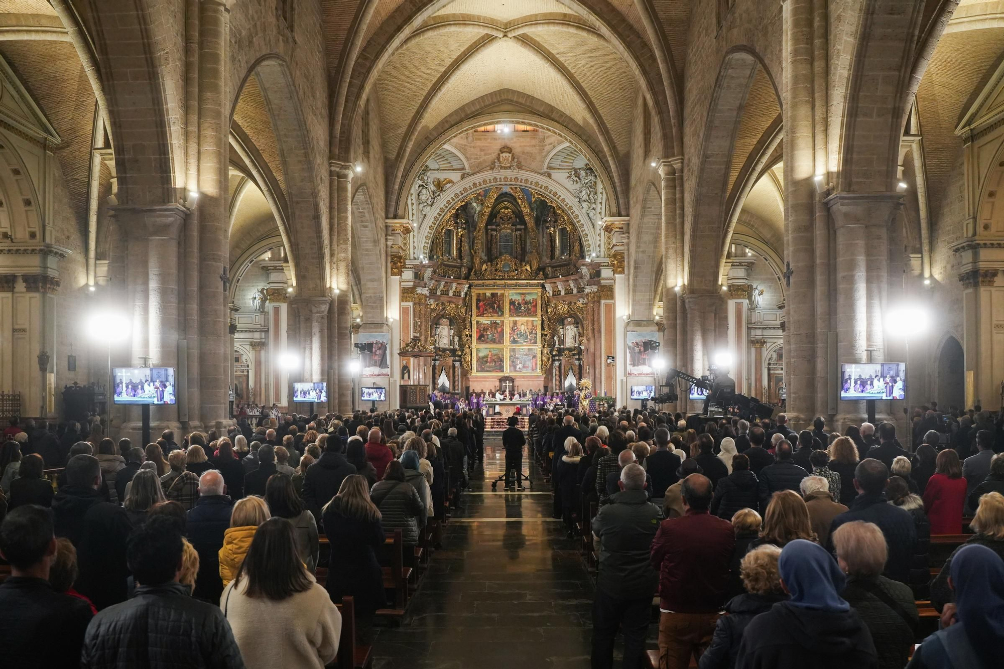 Imagen de la misa funeral en la Catedral de València por las víctimas de la dana