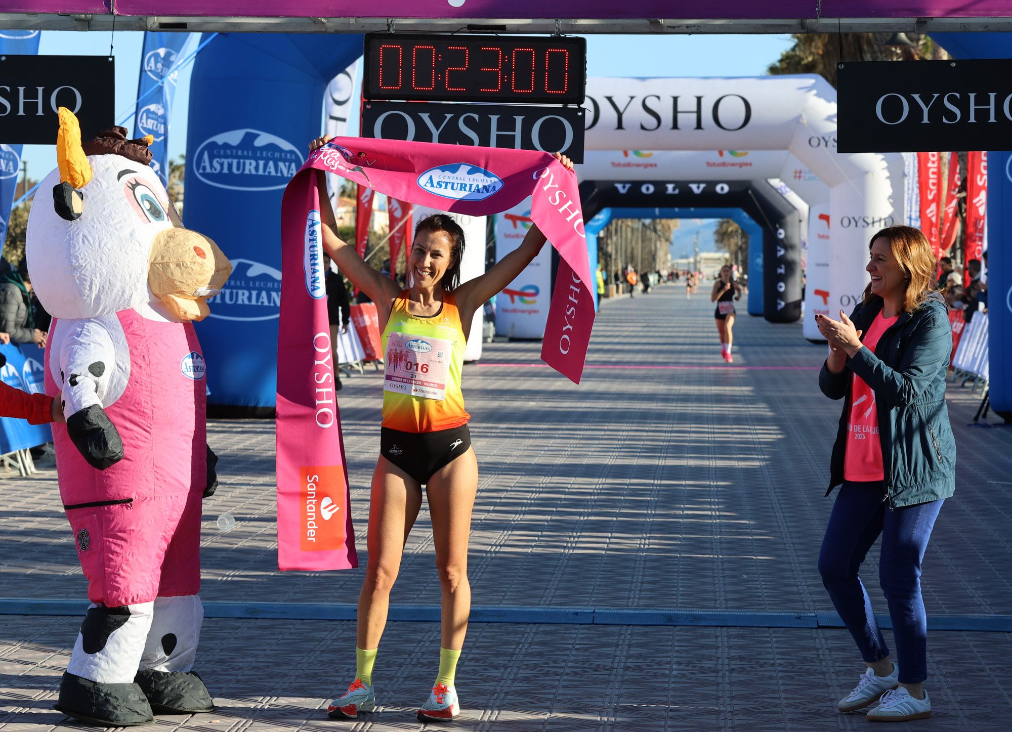 Carrera de la Mujer 2025: Las mejores imágenes del evento