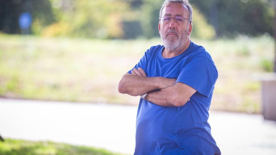 “Me dicen que me operan en dos meses de cáncer como muy tarde y al día siguiente me llaman que no pueden garantizarlo”