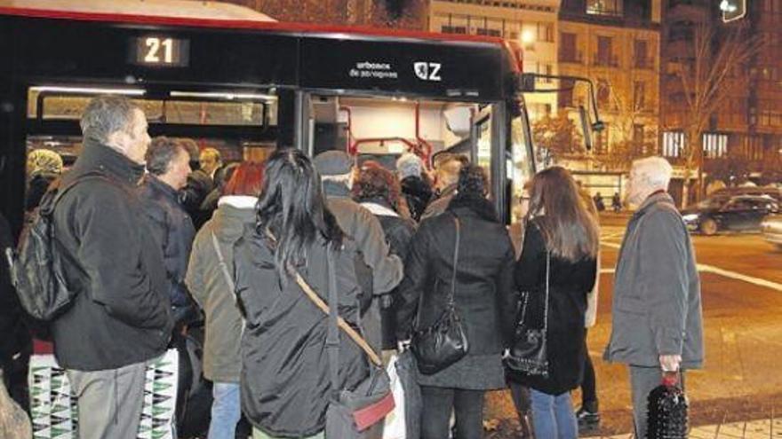 El consistorio ampliará el servicio nocturno del bus