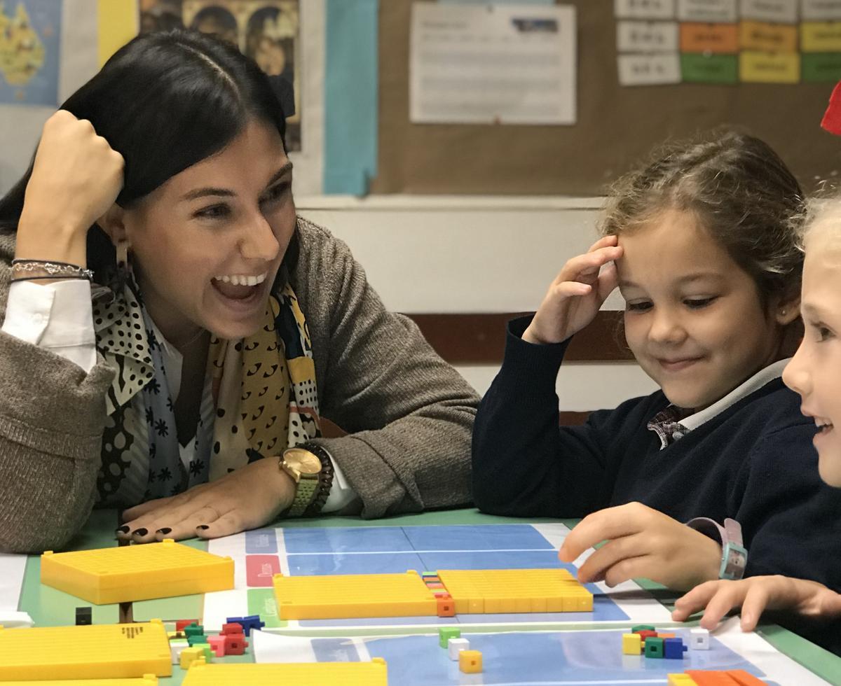 Guadalaviar pone en primera línea a las familias como primeros y principales educadores.