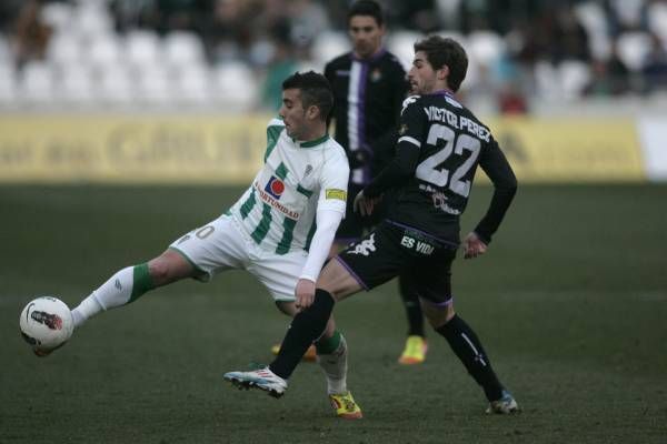 El Córdoba CF vence en el Arcangel por dos a cero al Real Valladolid