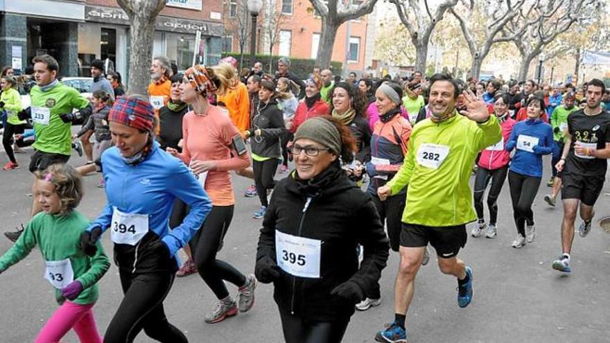 Els carrers del centre de Manresa acullen avui una nova cursa atlètica