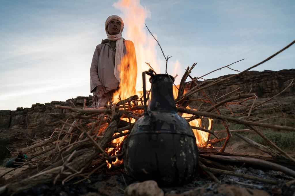 La entrada en los antiguos caranvesai traslada a los viajeros en el tiempo