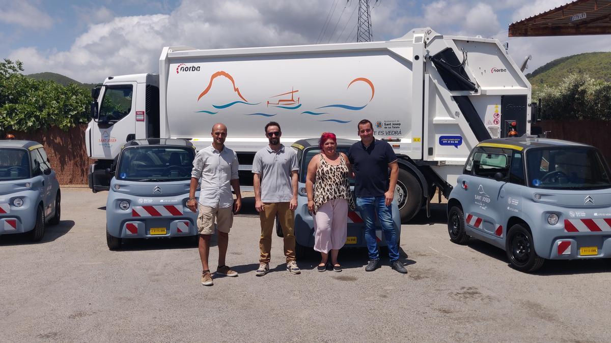 Sant Josep incorpora vehículos eléctricos a su flota de recogida de residuos.