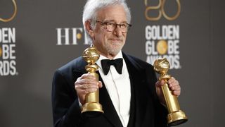 Hollywood redime a los Globos de Oro, que coronan a Spielberg y McDonagh