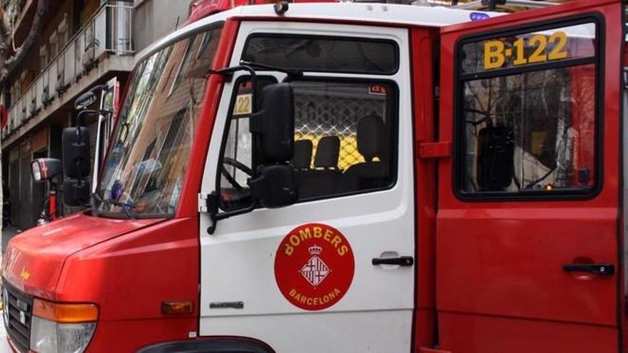 Seis heridos leves en un incendio en un restaurante de Barcelona