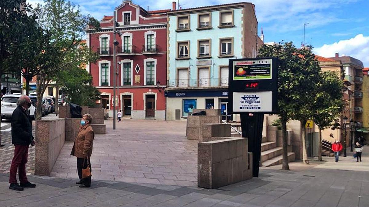 Plaza La Baragaña, en Candás. | B. G.