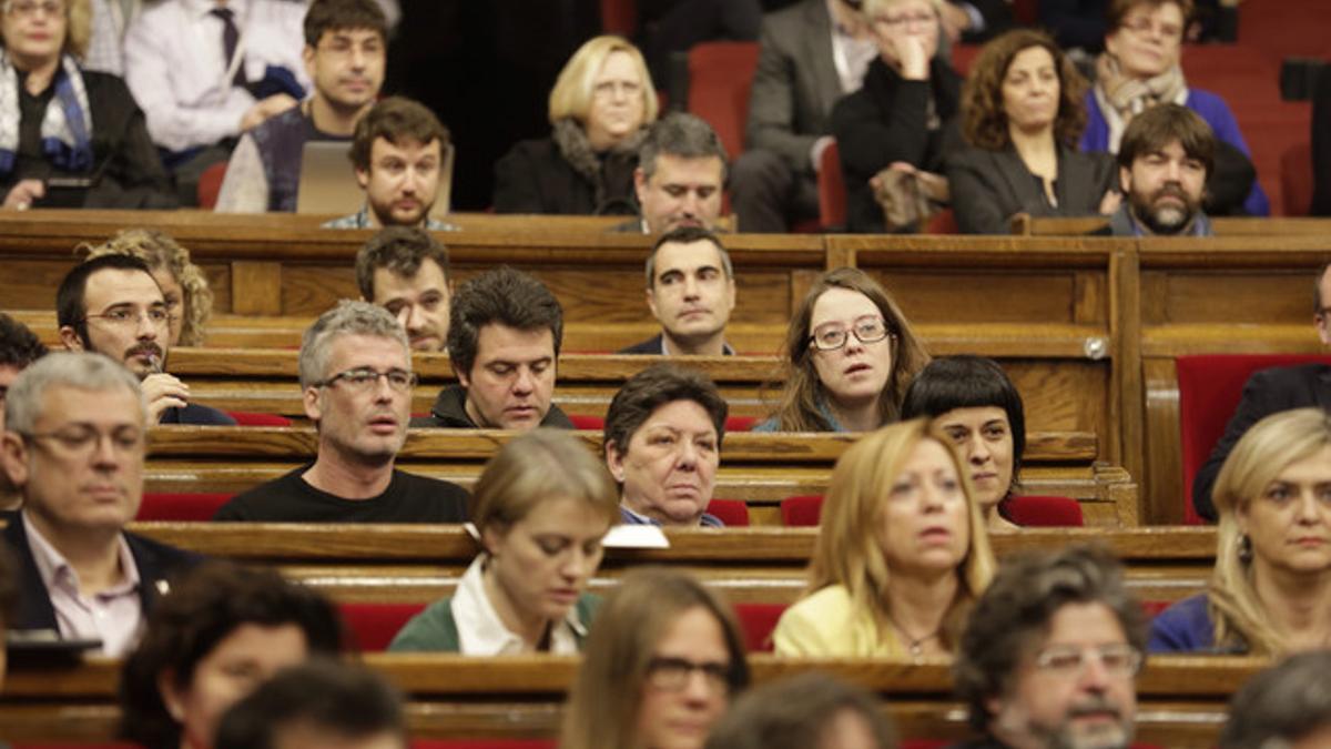 Los bancos de la CUP en el Parlament, sin Antonio Baños