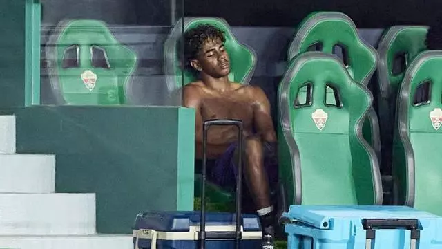 Lamine Yamal no se entrena con el grupo antes de jugar contra el Valencia