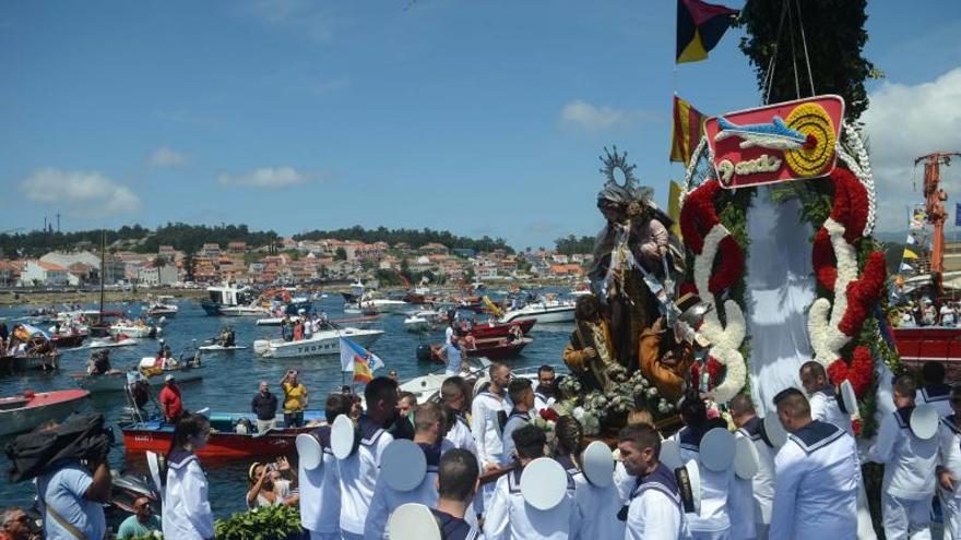 Más de 70 marineros para llevar el Carme isleño