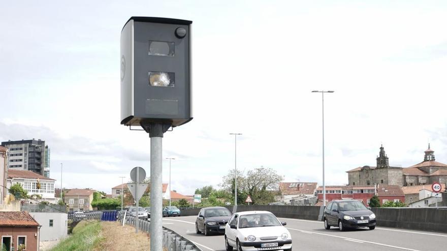 A martillazos con el radar que lo multó: el conductor gallego confiesa su arrebato