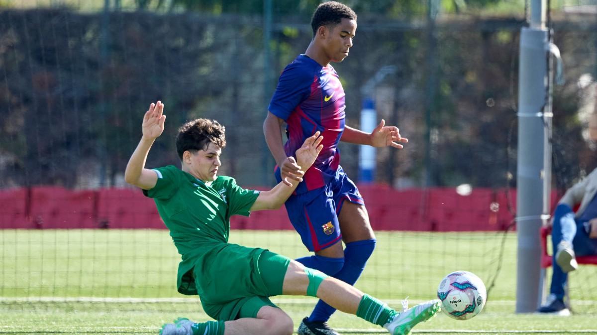 Iker Nsang destaca de lateral o extremo siempre por la derecha