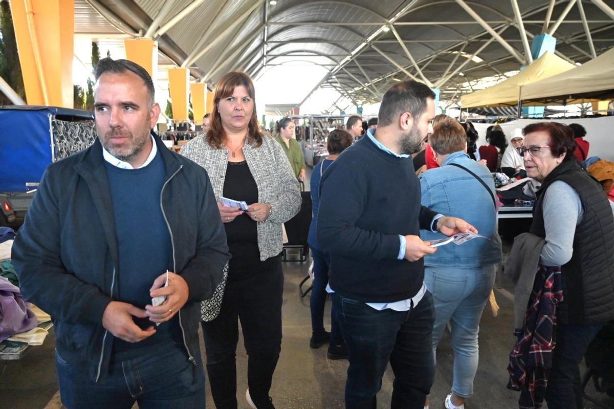 Simó, Puerta y López, en el Mercado del Lunes.