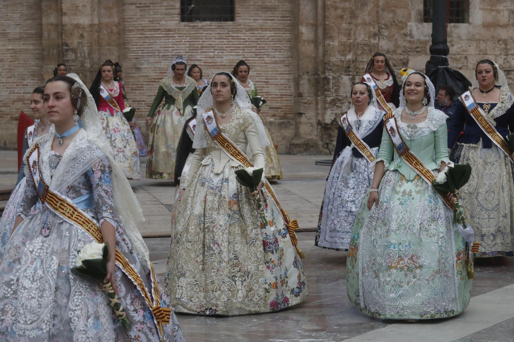 Búscate en el segundo día de ofrenda por la calle de la Paz (entre las 17:00 a las 18:00 horas)