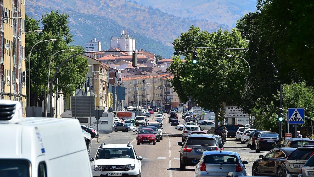 Dóniga habla de "día histórico" y el MSU-Norte pide "máxima agilidad" en las obras de Martín Palomino en Plasencia.