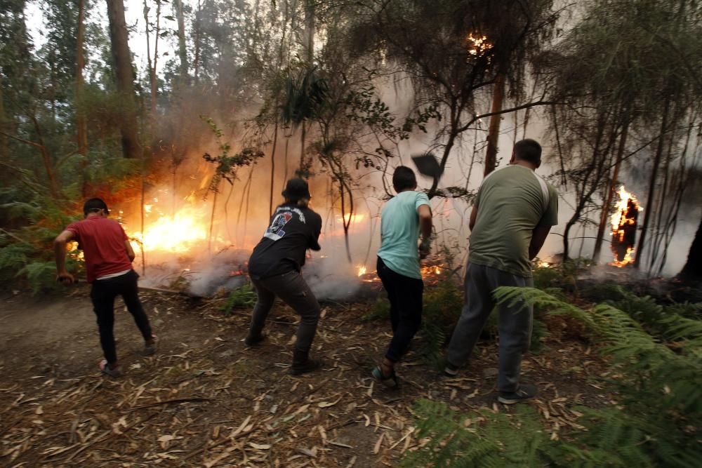 El fuego arrasa 6.000 Ha en Galicia en 4 días