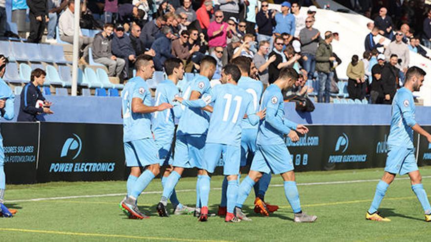 Un instante del partido entre la UD Ibiza y el Sevilla At.