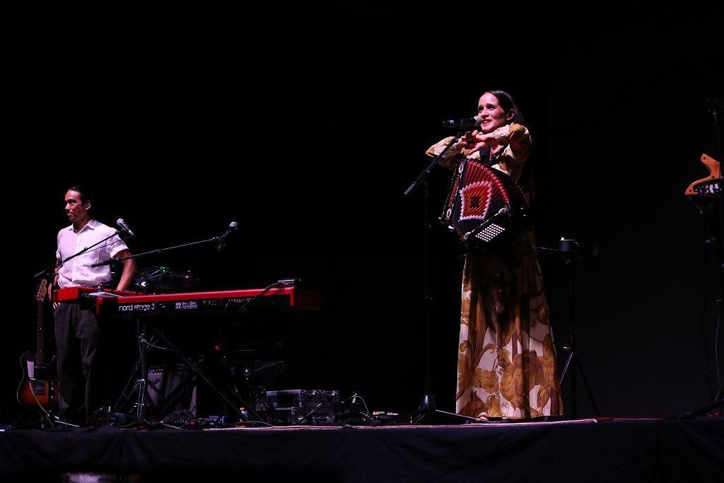 No te pierdas las mejores imágenes del concierto de Julieta Venegas en La Mar de Músicas