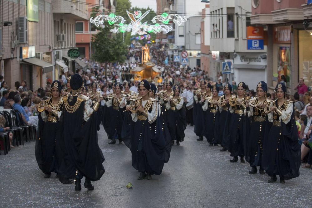 La Entrada Mora despliega poderío en Crevillent