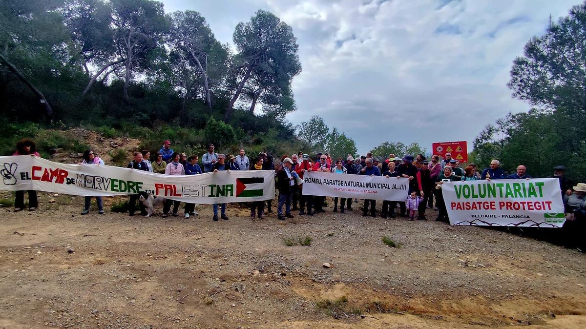 Asistentes a la concentración.