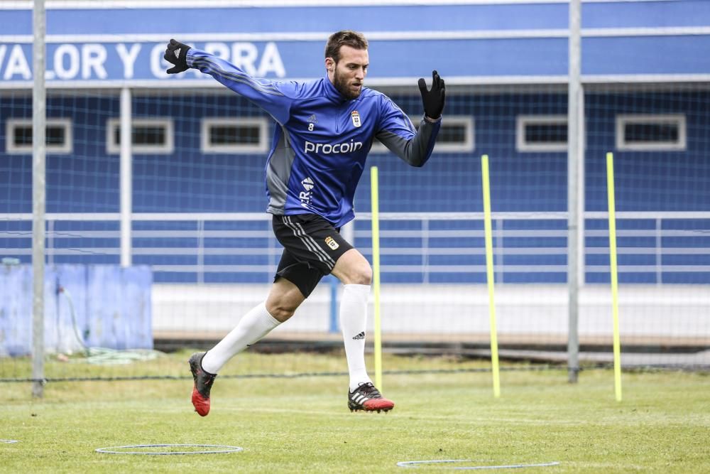 Tensión en el entrenamiento del Real Oviedo