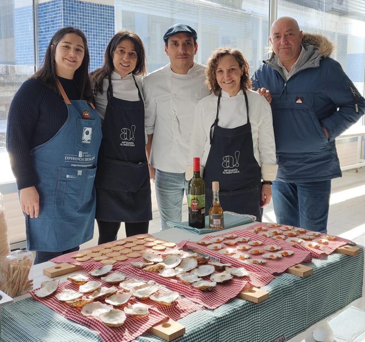 Patricia, Alicia, Fran Mayca y Orlando, en el «showcooking».