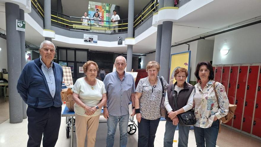 En imágenes: seis jubilados relatan sus experiencias a los alumnos del instituto Elisa y Luis Villamil, de Vegadeo